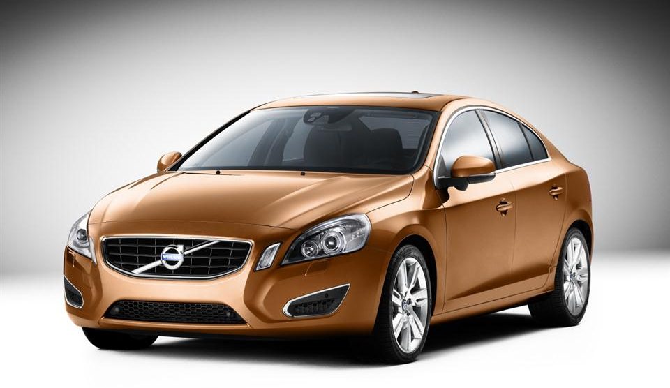 volvo_s60_sport_sedan_photo