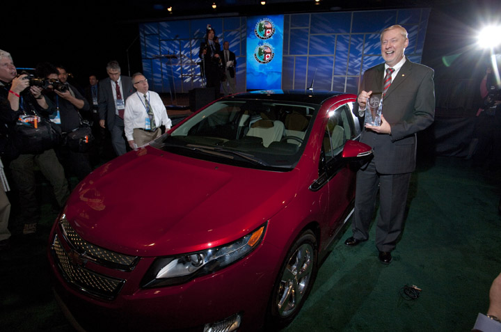 Chevrolet Volt Wins 2011 North American Car Of The Year